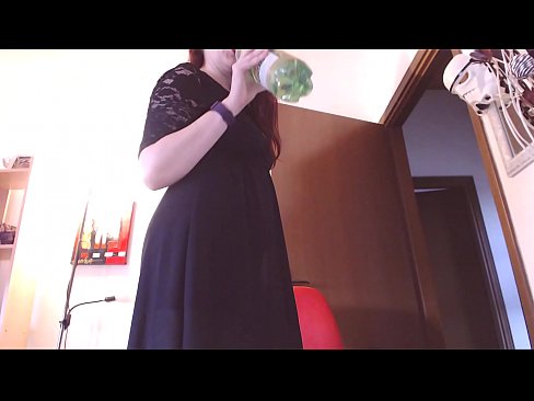 ❤️ Um escravo submisso que ama calcinhas sujas e luxuriosas é forçado a se masturbar depois de assistir a este vídeo! ❤️❌ Porno em porno pt-br.sexygirlspics-com.ru ️❤